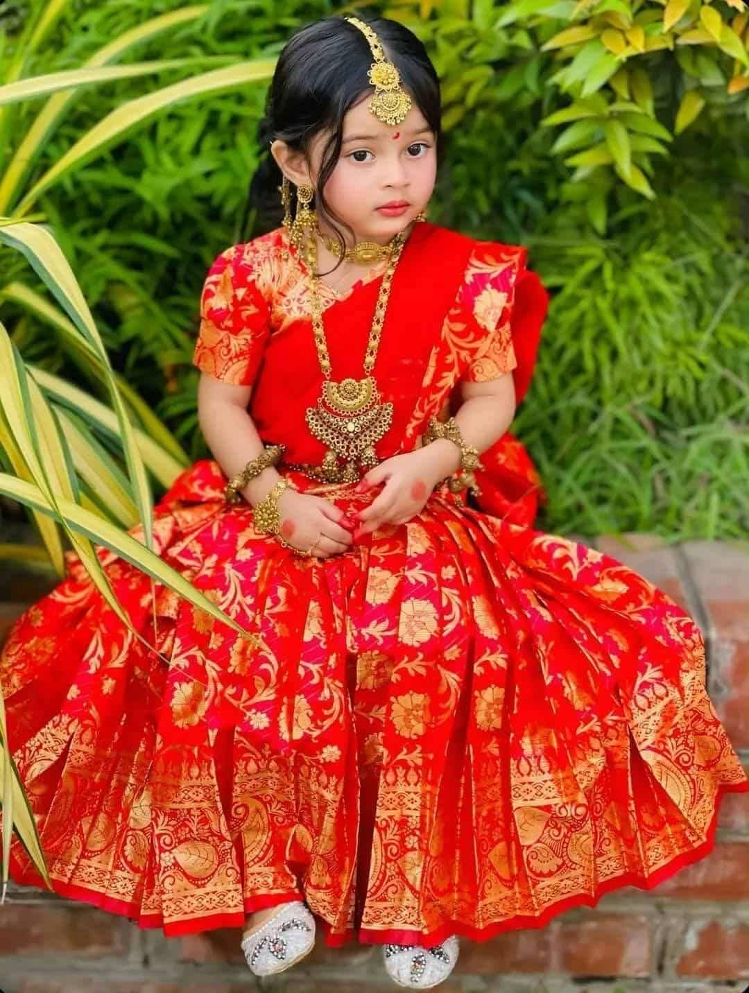 চান্দেরি সিল্ক রেডি শাড়ী (code 102) চান্দেরি সিল্ক রেডি শাড়ী (code 102)